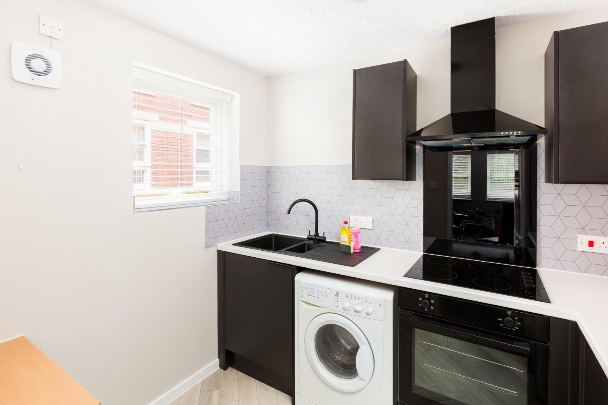 Modern 2-Bedroom Apartments With Free Parking In Leamington Spa Eksteriør billede