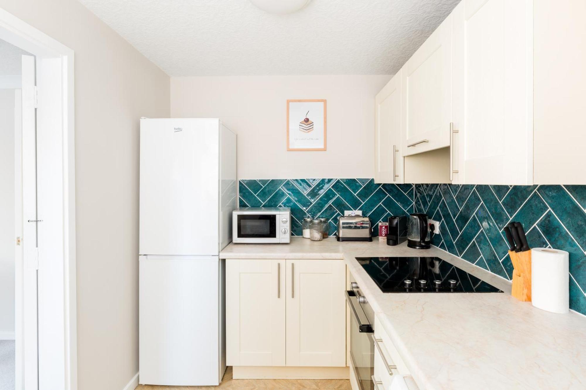 Modern 2-Bedroom Apartments With Free Parking In Leamington Spa Eksteriør billede