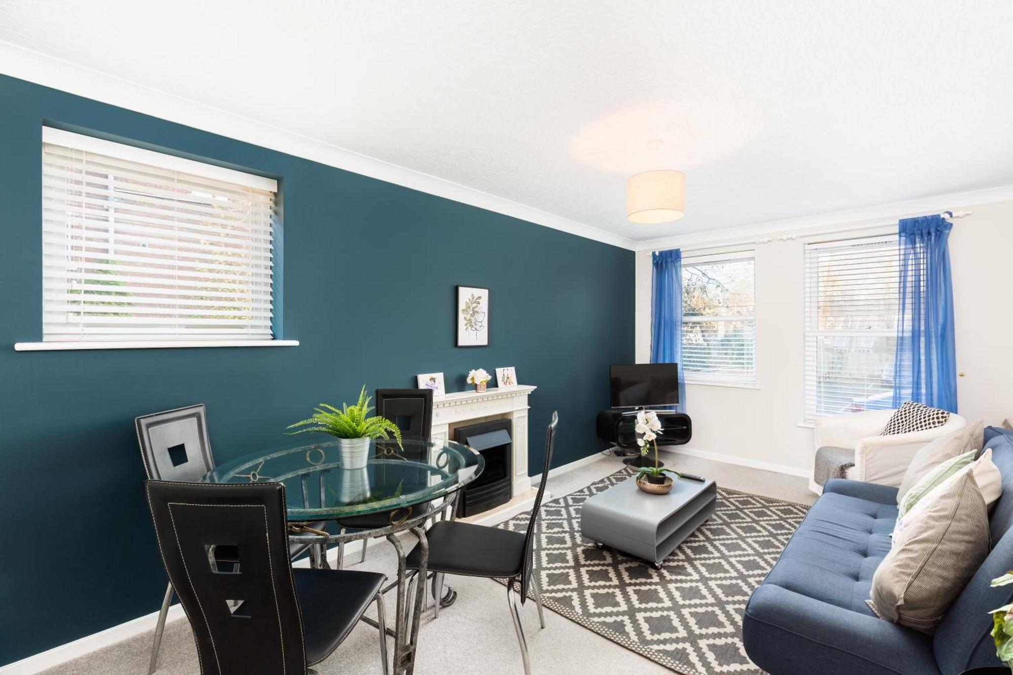 Modern 2-Bedroom Apartments With Free Parking In Leamington Spa Eksteriør billede
