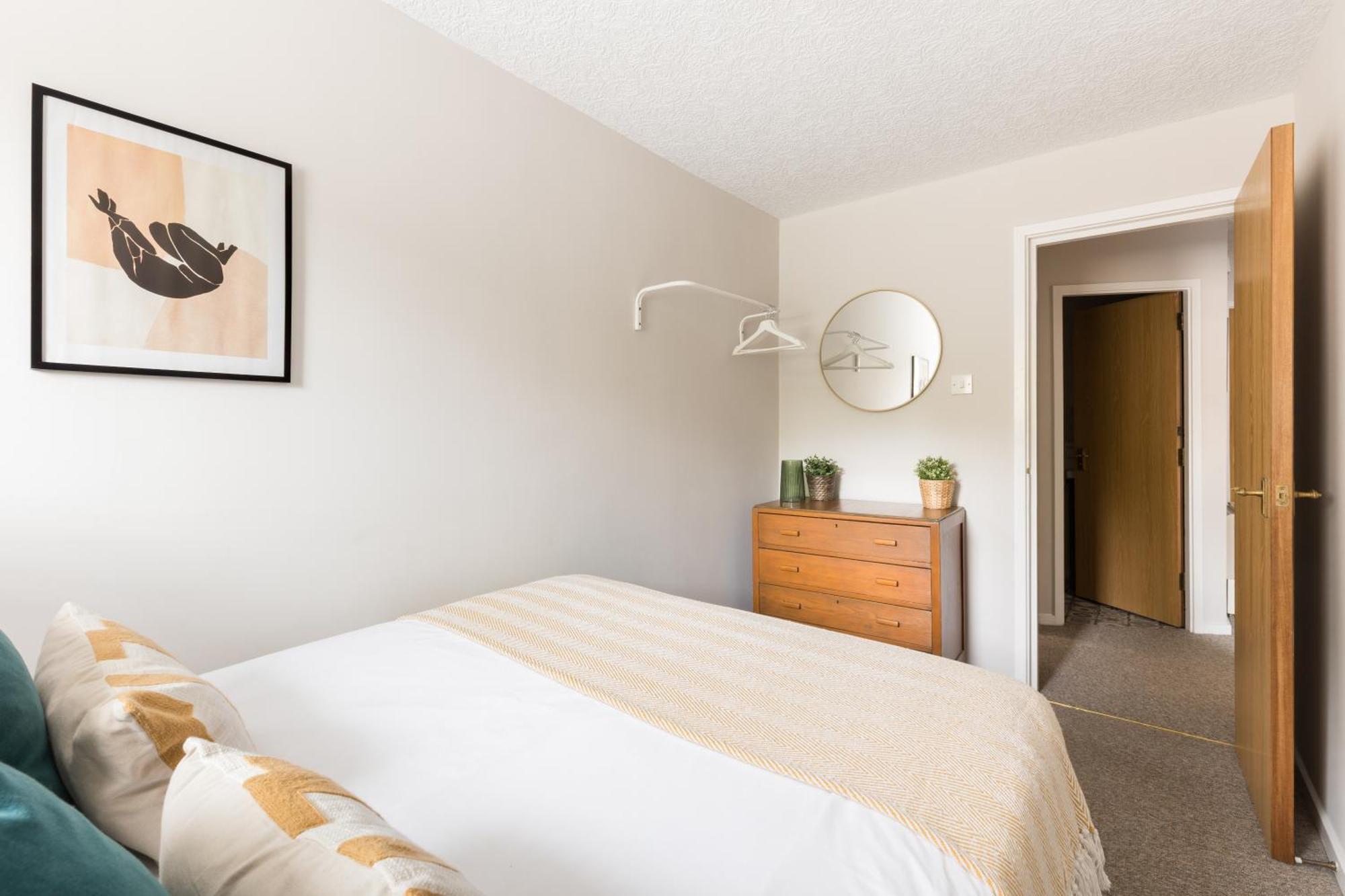 Modern 2-Bedroom Apartments With Free Parking In Leamington Spa Eksteriør billede