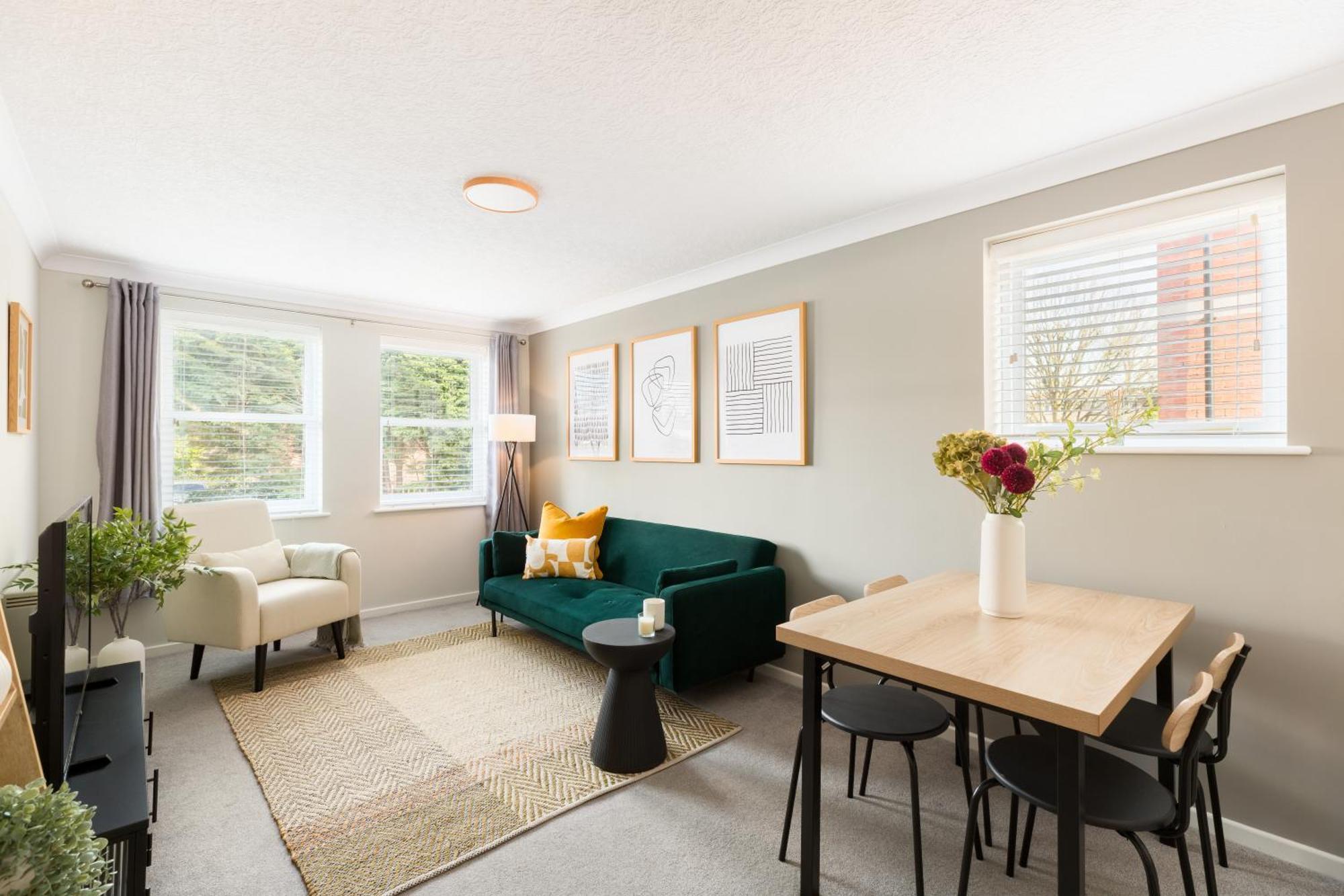 Modern 2-Bedroom Apartments With Free Parking In Leamington Spa Eksteriør billede