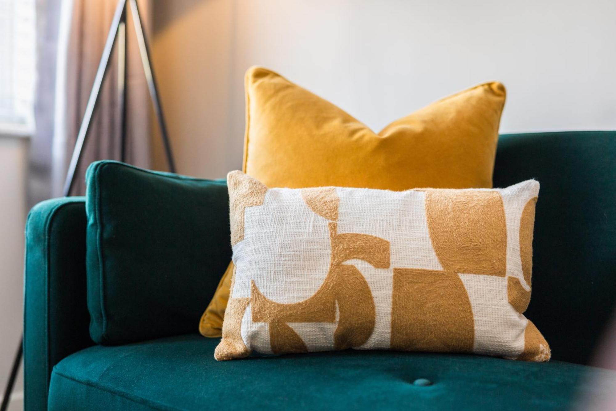 Modern 2-Bedroom Apartments With Free Parking In Leamington Spa Eksteriør billede